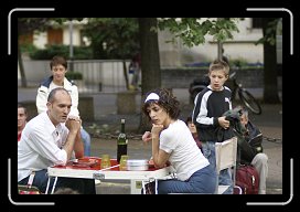 la rue est dans le pre 21 * 3872 x 2592 * (2.64MB)